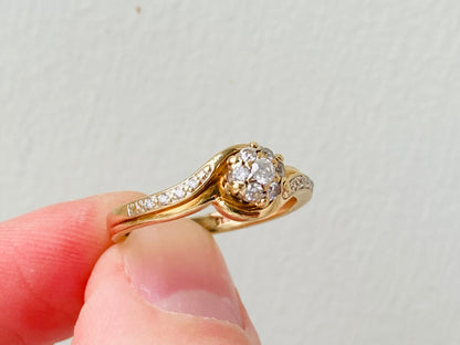 9ct Gold Diamond Ring