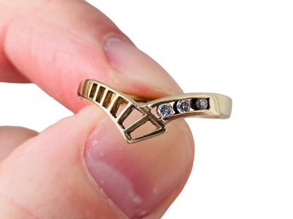 Vintage 9ct Gold Diamond Ring