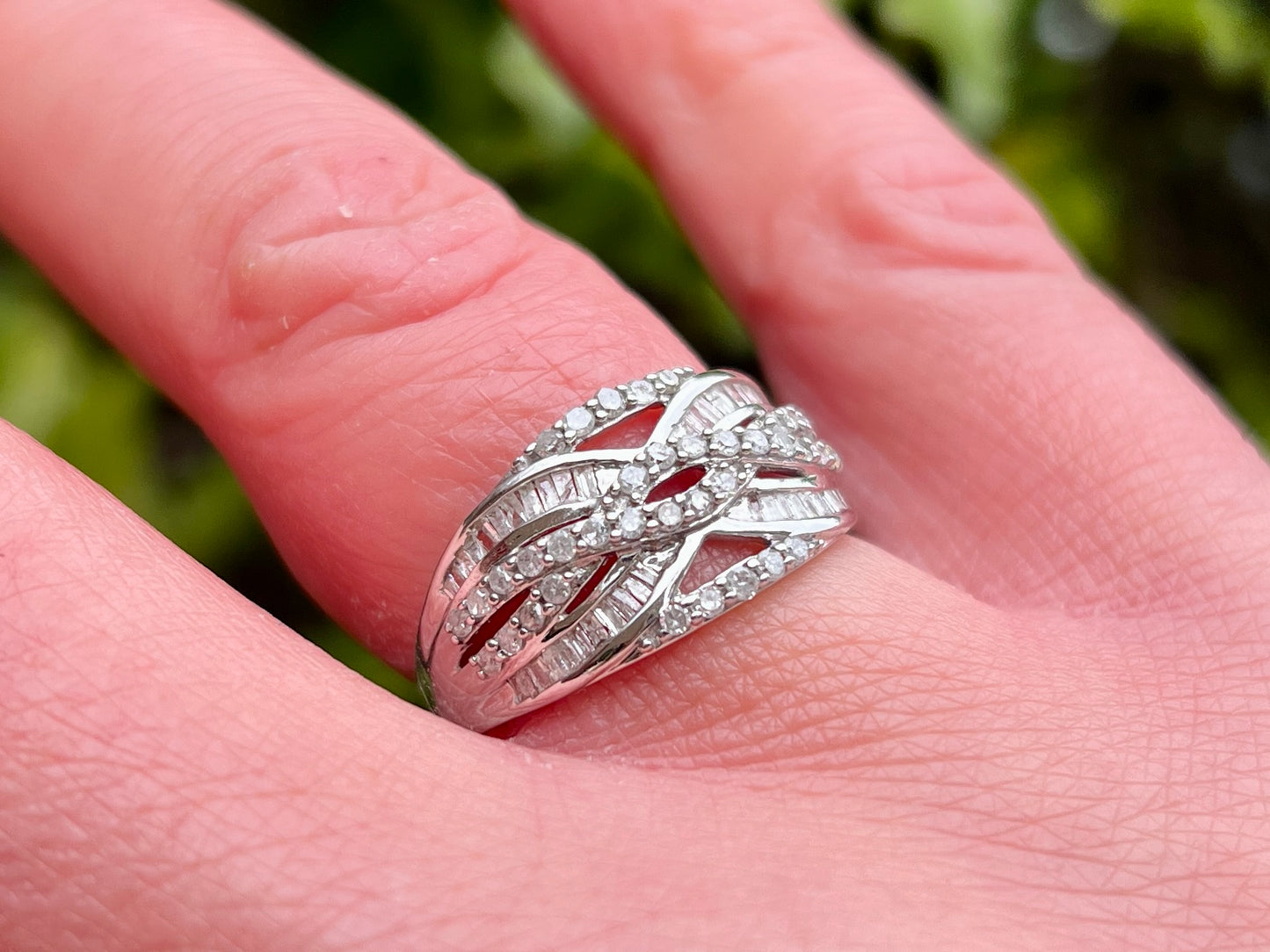 9ct Gold Diamond Ring