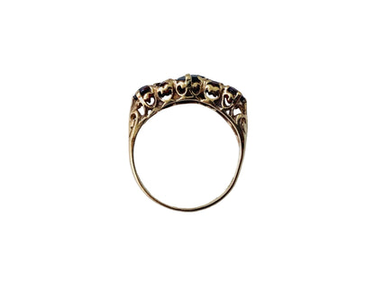 Vintage 9ct Gold Garnet Ring
