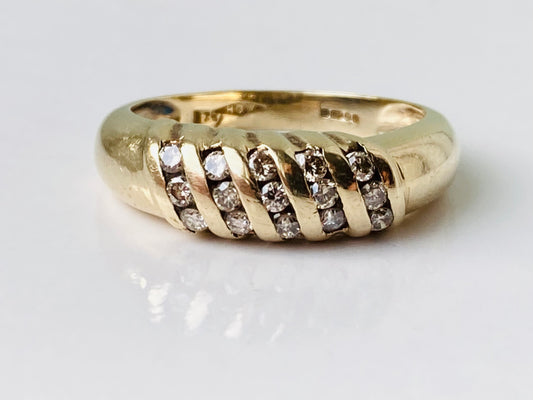 9ct Gold Diamond Ring