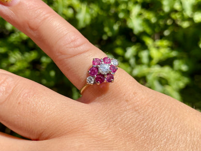 Vintage 18ct Gold Ruby & Diamond Ring