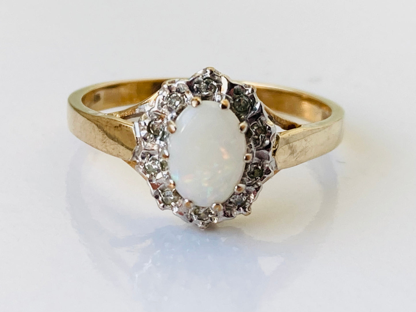 9ct Gold Opal & Diamond Ring