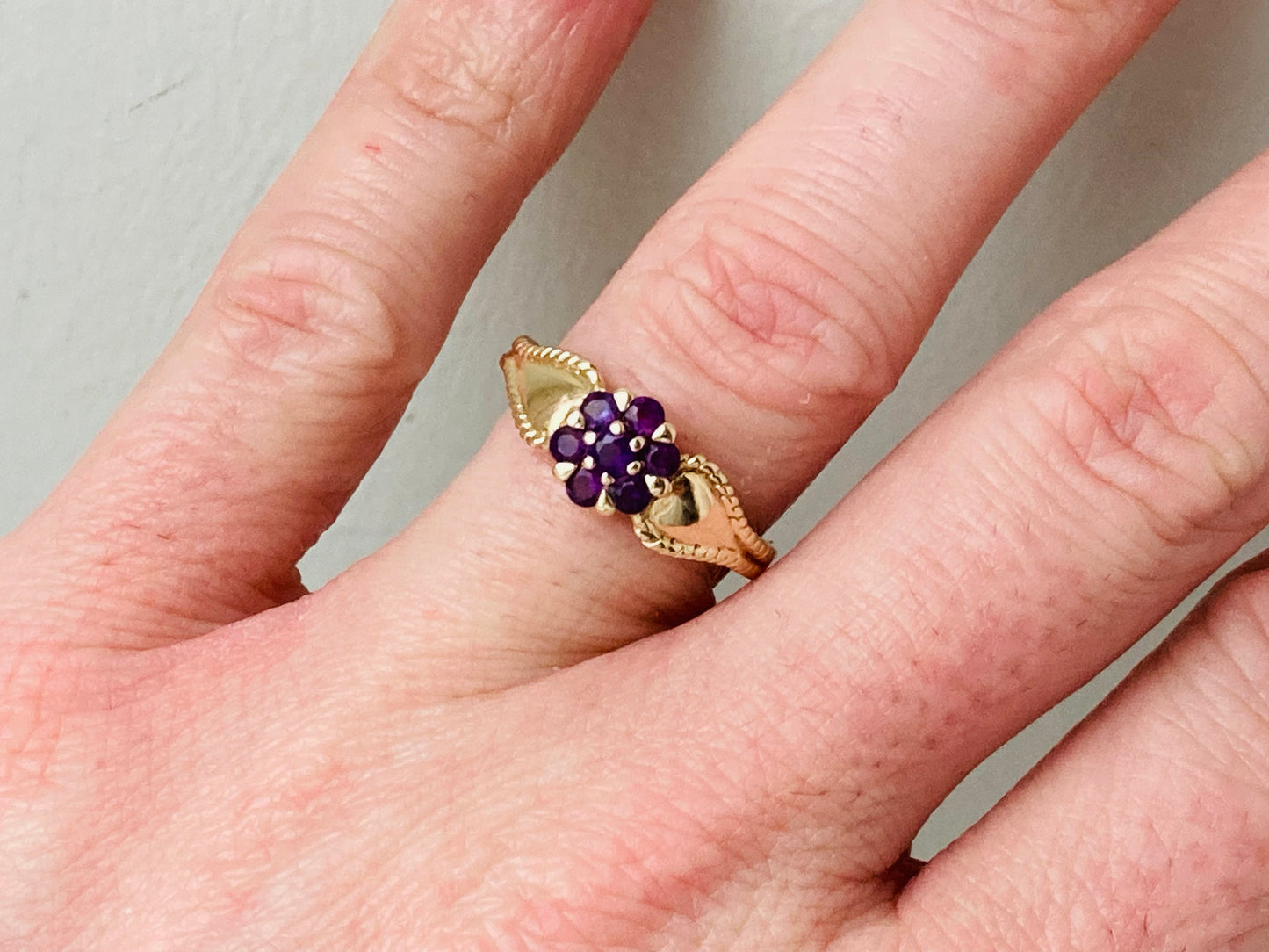 9ct Gold Amethyst Ring