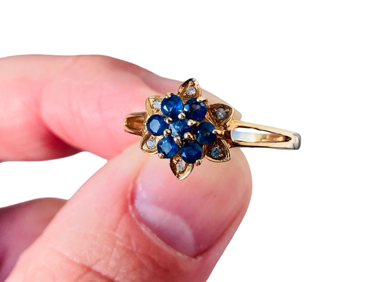9ct Gold Sapphire & Diamond Ring
