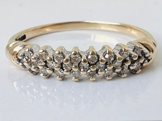 9ct Gold Diamond Ring