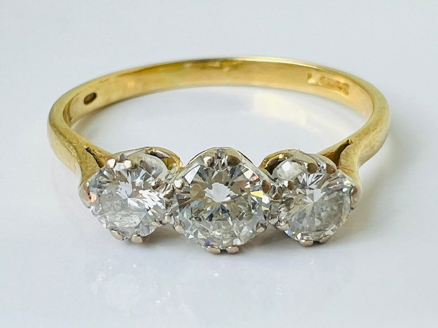 Vintage 18ct Gold 0.75ct Three-Stone Diamond Ring