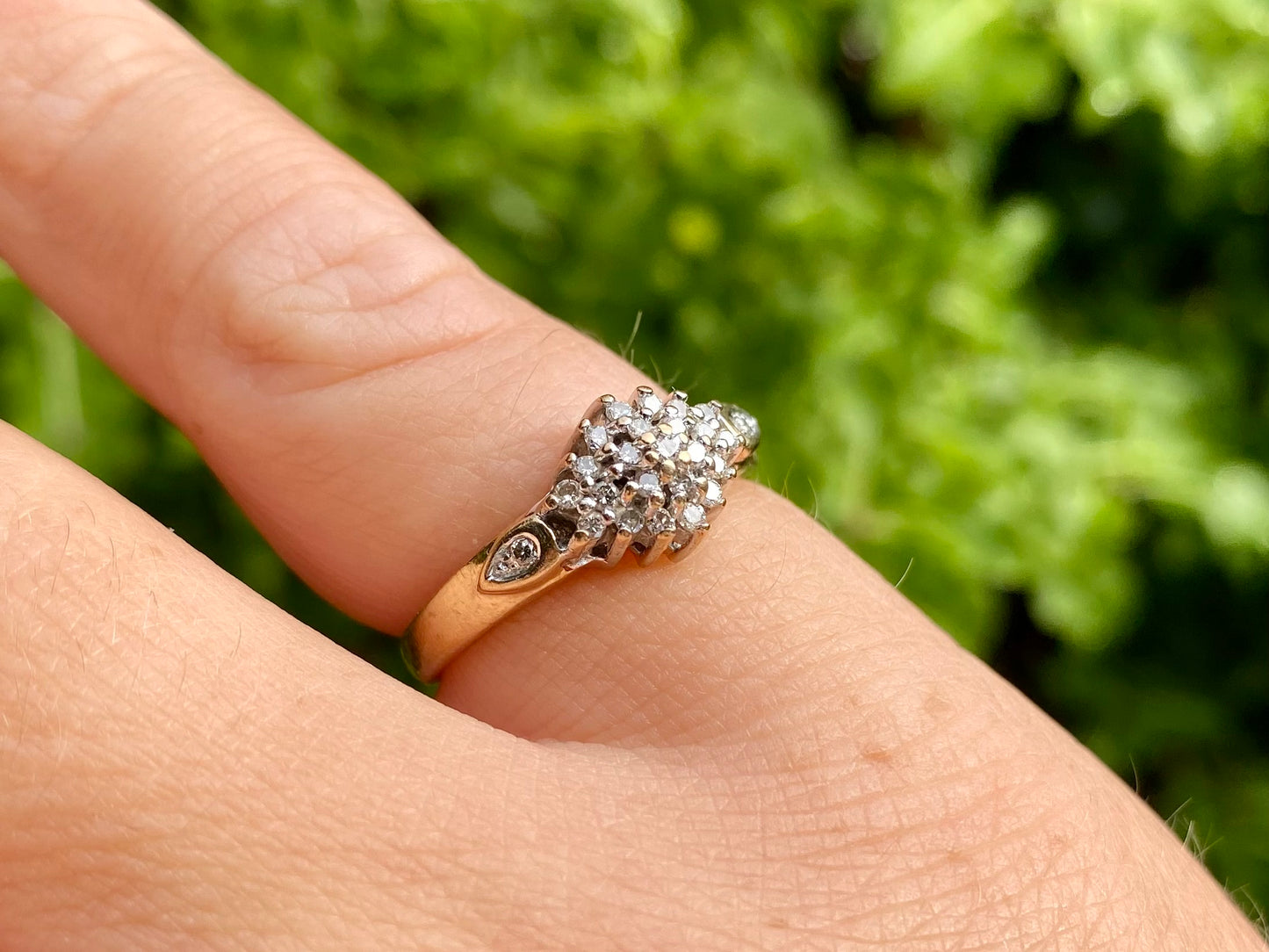 9ct Gold Diamond Ring