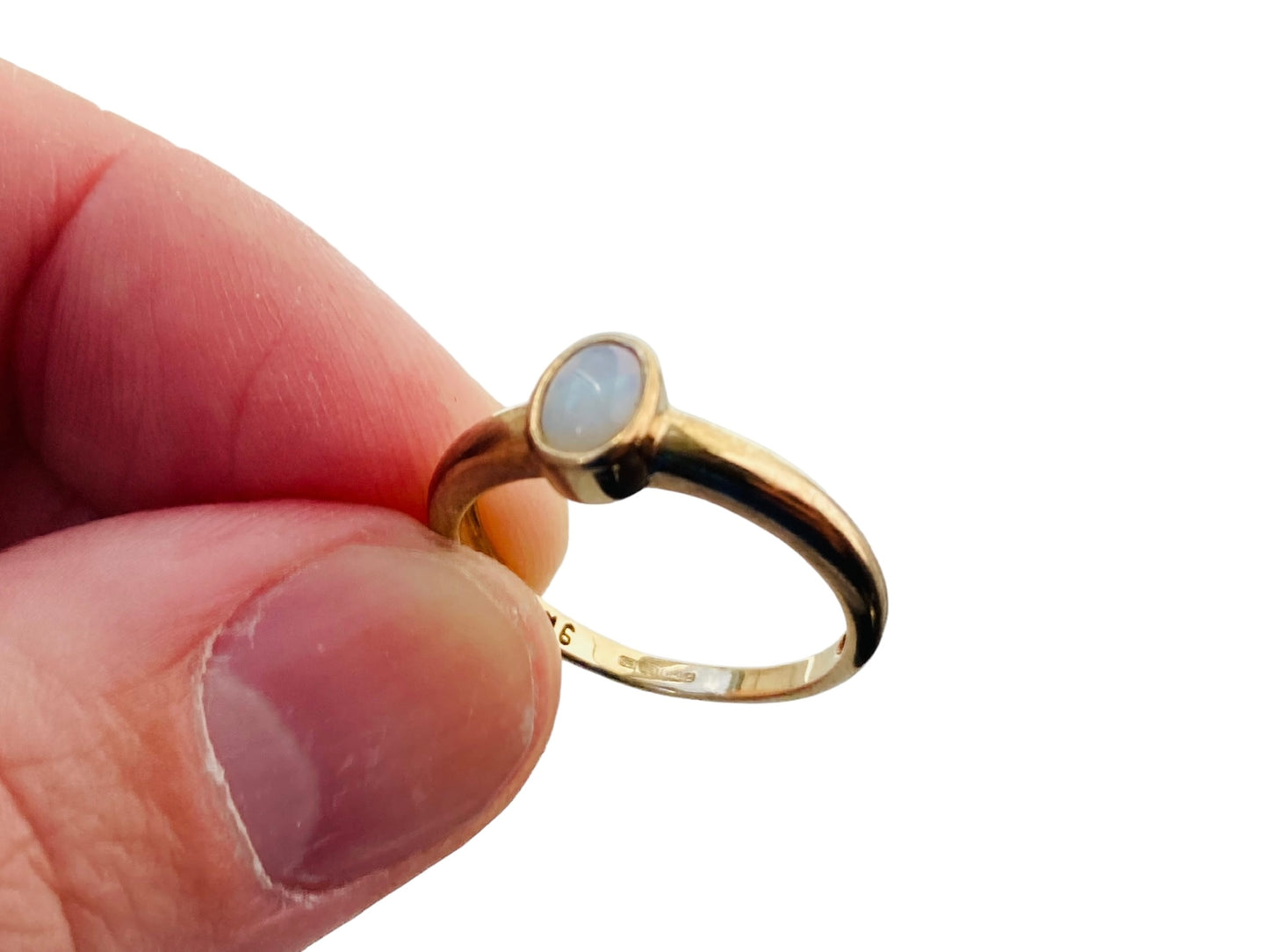 9ct Gold Opal Ring