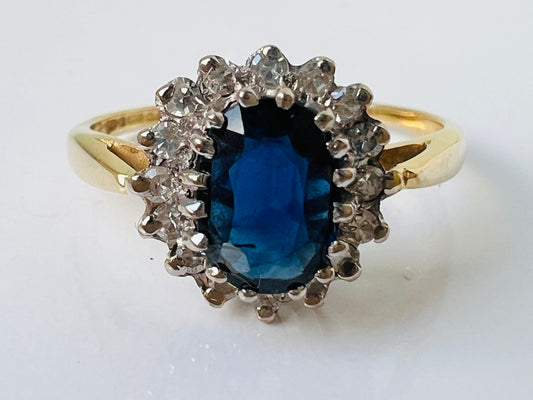 Vintage 18ct Gold Sapphire & Diamond Ring