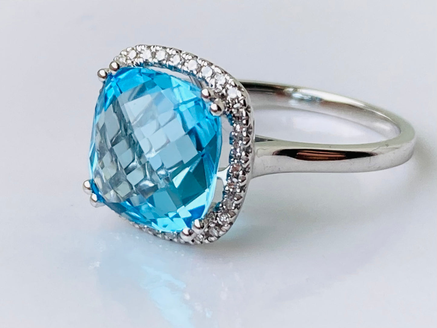 9ct Gold Topaz & Diamond Ring