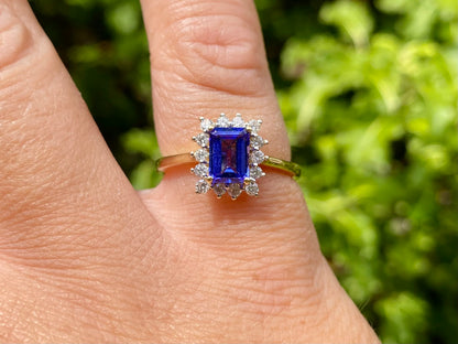 18ct Gold Tanzanite & Diamond Ring