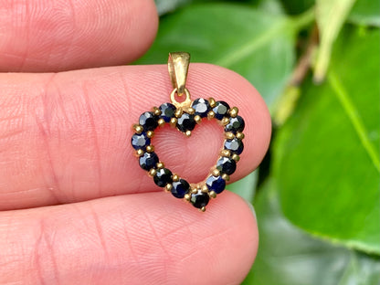 9ct Gold Sapphire Heart Pendant