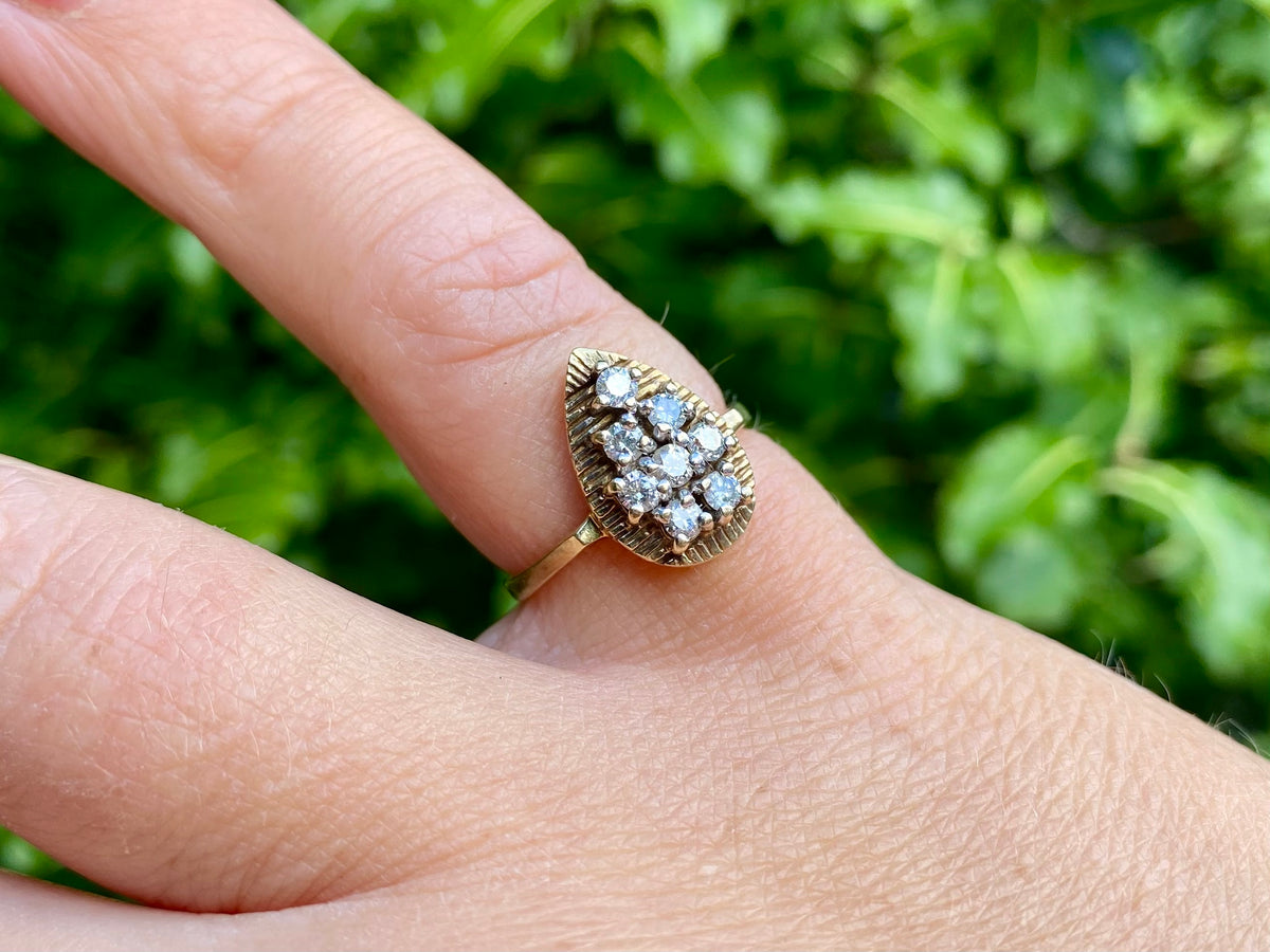 Vintage 9ct Gold Diamond Ring