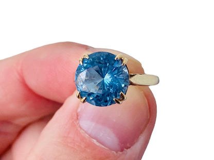 Vintage 9ct Gold Topaz Ring