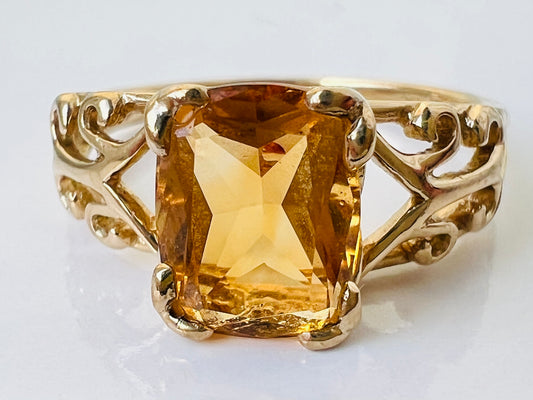 9ct Gold Citrine Ring