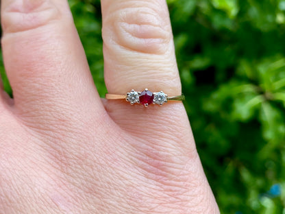 Vintage 9ct Gold Ruby & Diamond Ring