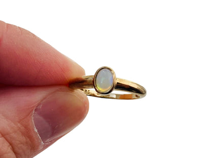 9ct Gold Opal Ring