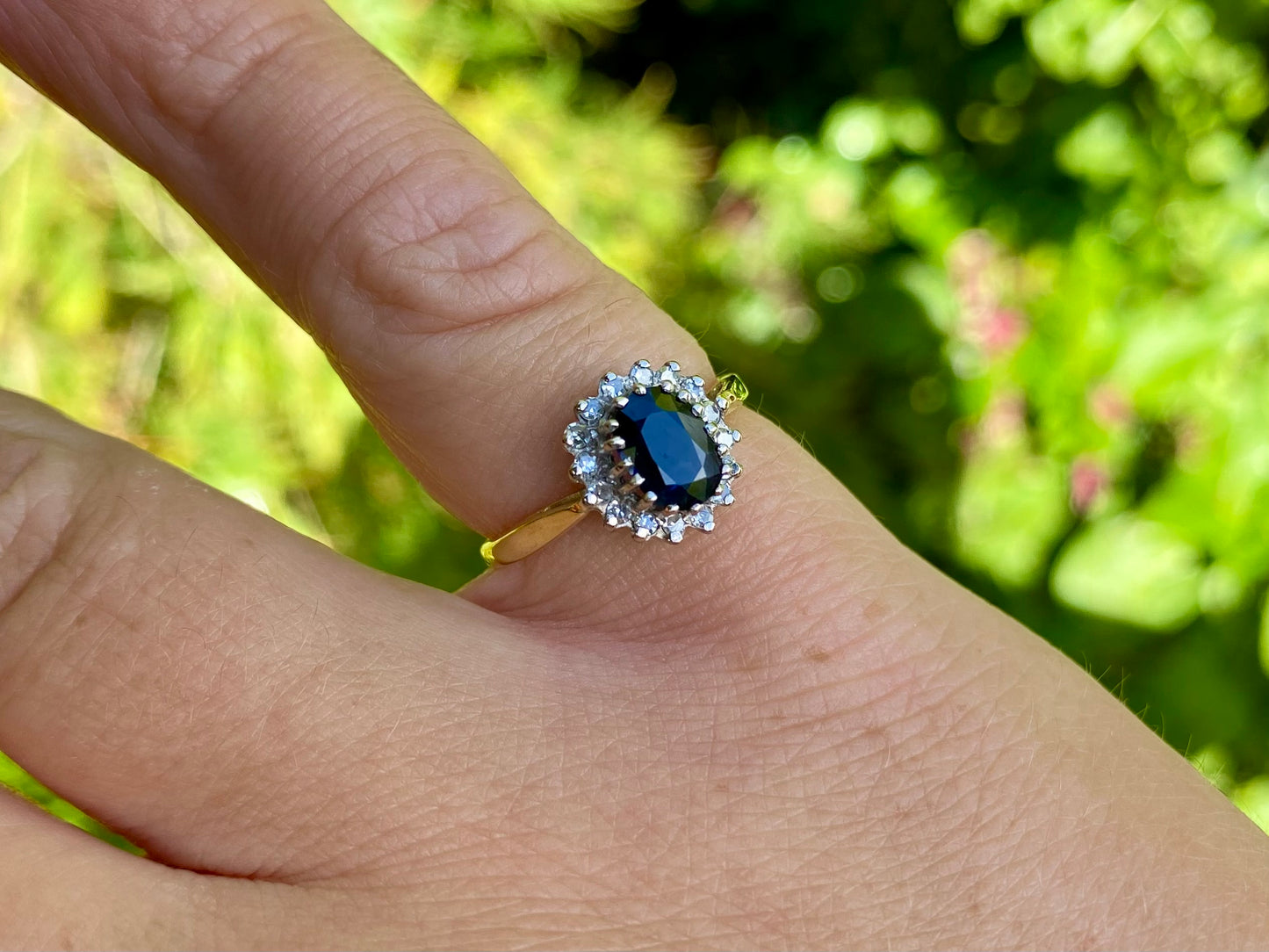 Vintage 18ct Gold Sapphire & Diamond Ring