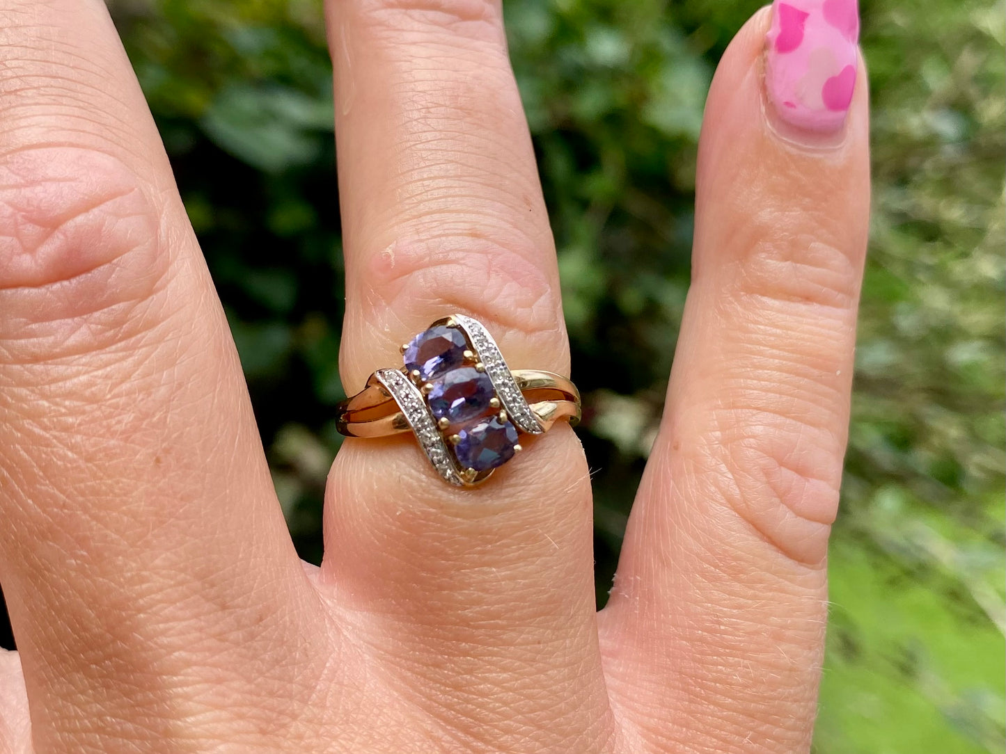 9ct Gold Tanzanite & Diamond Ring