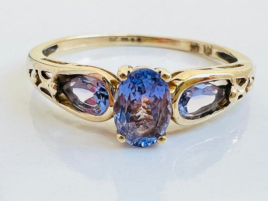 9ct Gold Tanzanite Ring