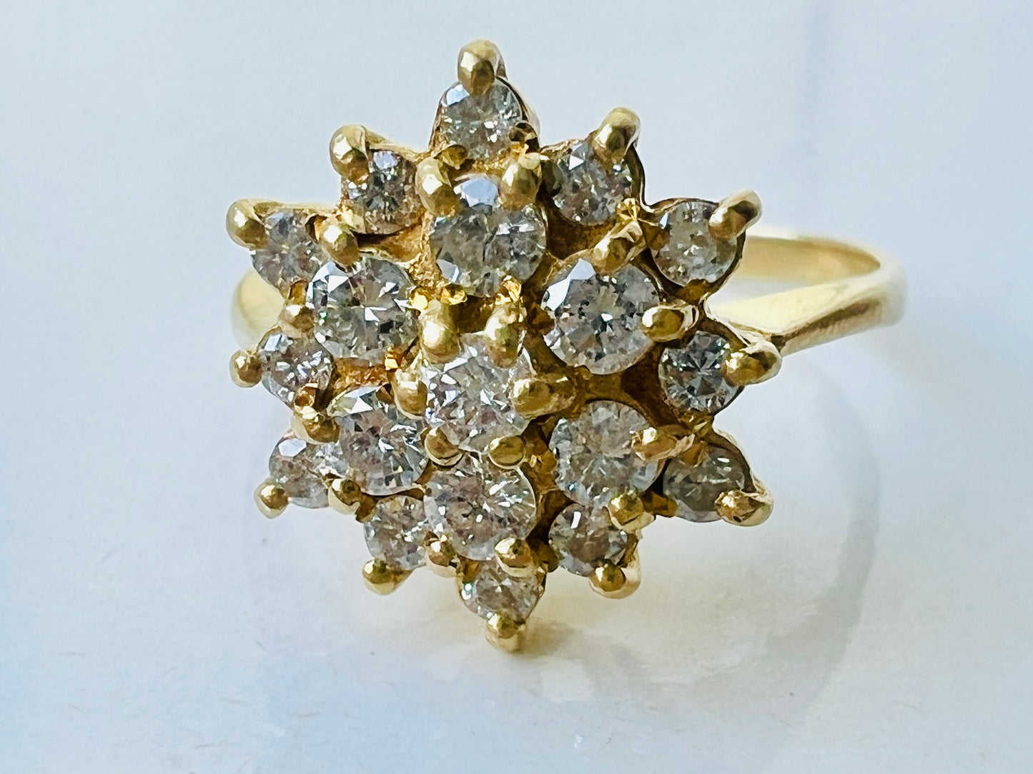 Vintage 18ct Gold Diamond Cluster Ring