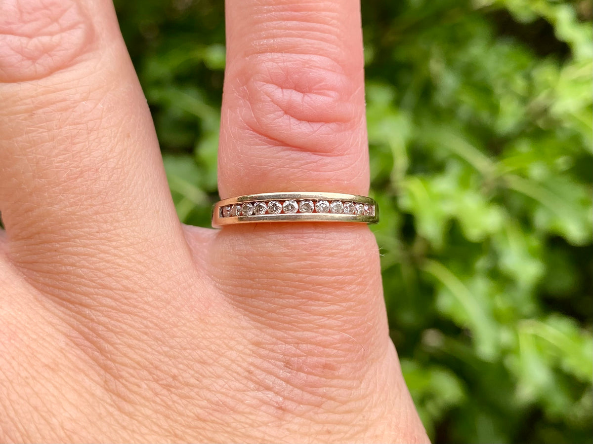 9ct Gold Diamond Band Ring