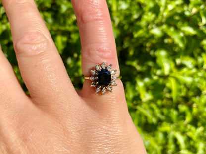 Vintage 9ct Gold Sapphire & Diamond Ring