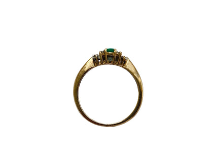 Vintage 9ct Gold Emerald & Diamond Ring