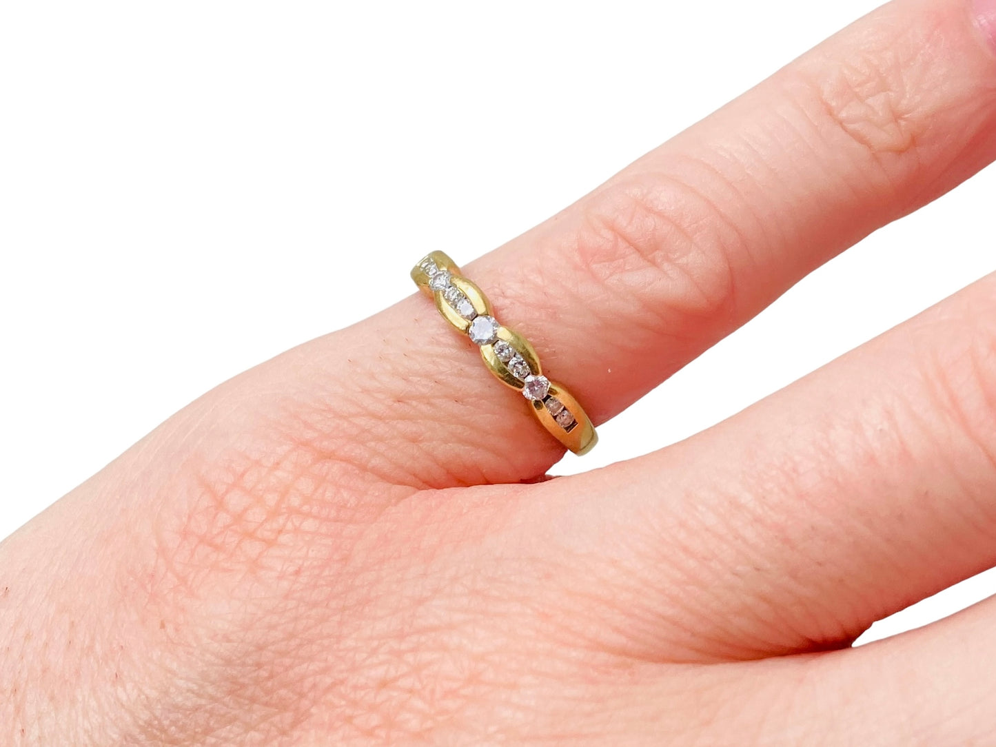 18ct Gold Diamond Ring