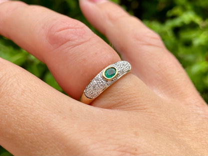 9ct Gold Emerald & Diamond Ring