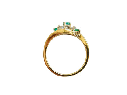 Vintage 18ct Gold Emerald & Diamond Ring
