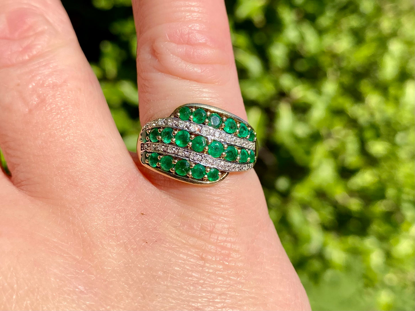 9ct Gold Emerald & Diamond Ring