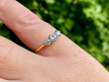 Vintage 18ct Gold Three-Stone Diamond Ring