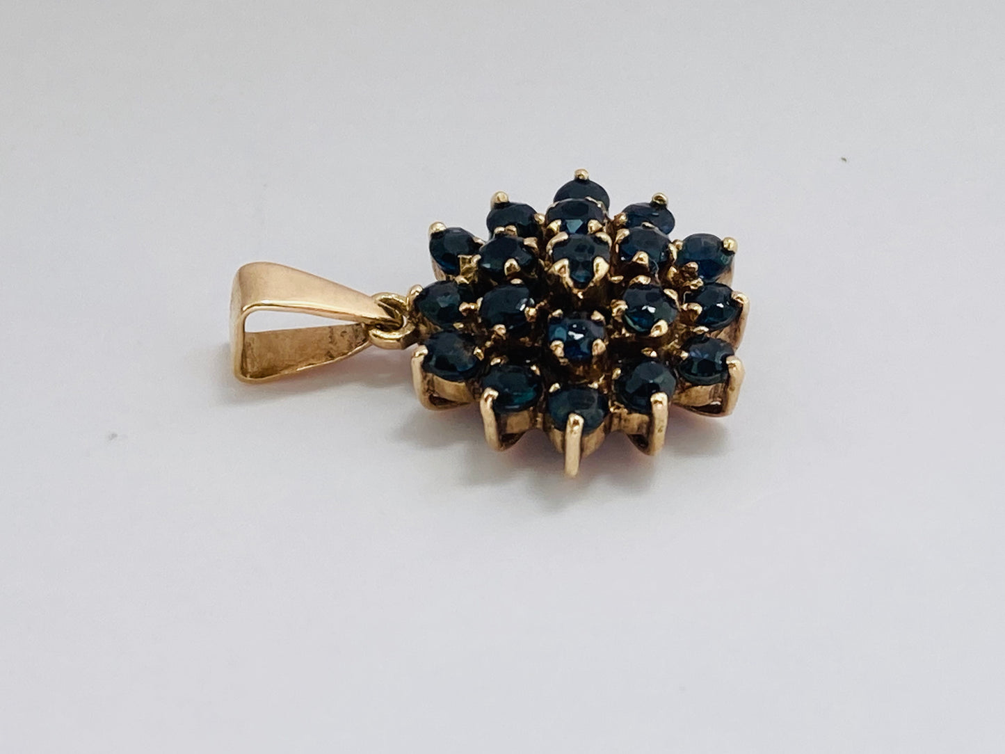 Vintage 9ct Gold Sapphire Pendant