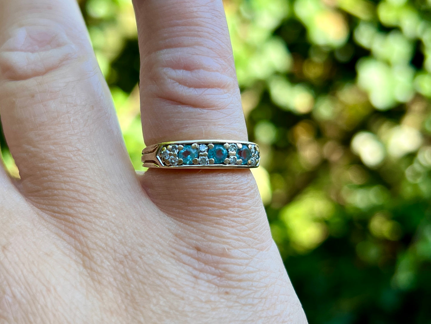 9ct Gold Topaz & Diamond Ring