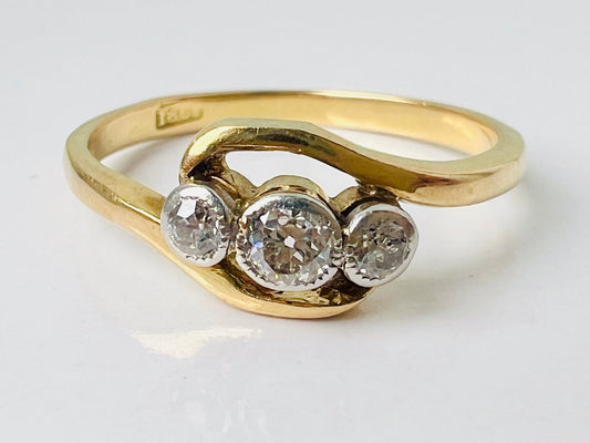 Antique 18ct Gold Three-Stone Diamond Ring