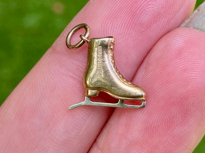 Vintage 9ct Gold Ice Skate Pendant