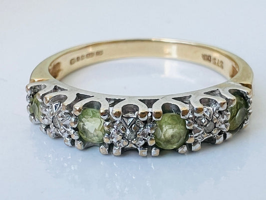 9ct Gold Peridot & Diamond Ring