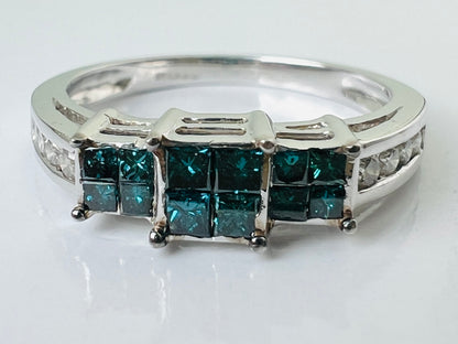 9ct Gold Blue& White Diamond Ring