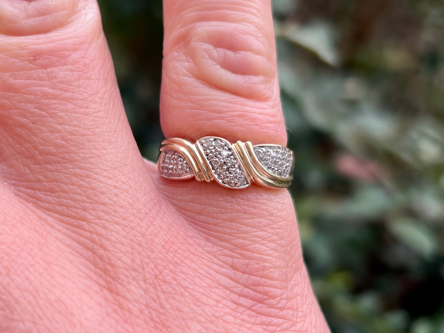 9ct Gold Diamond Band Ring