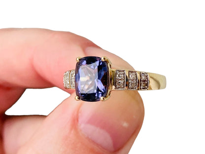 9ct Gold Iolite & Diamond Ring