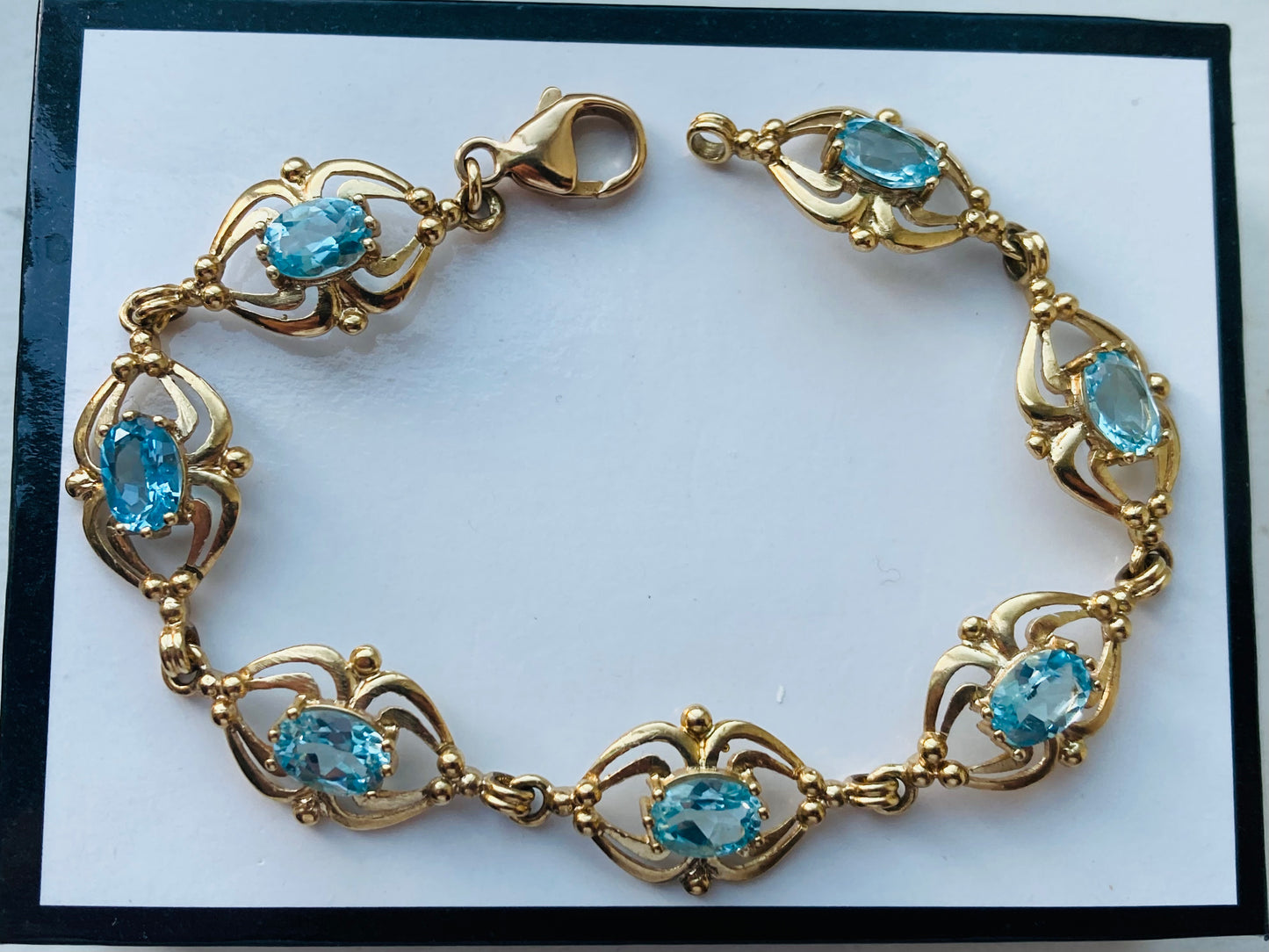 9ct Gold Topaz Bracelet