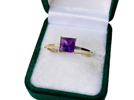 9ct Gold Amethyst & Diamond Ring