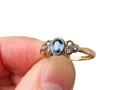 9ct Gold Sapphire & Diamond Ring