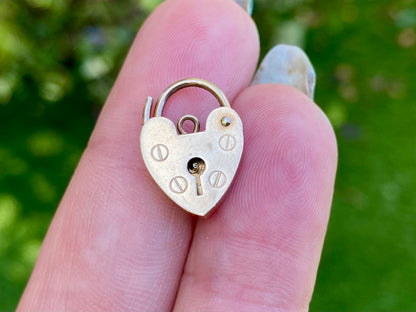Vintage 9ct Gold Heart Padlock Clasp