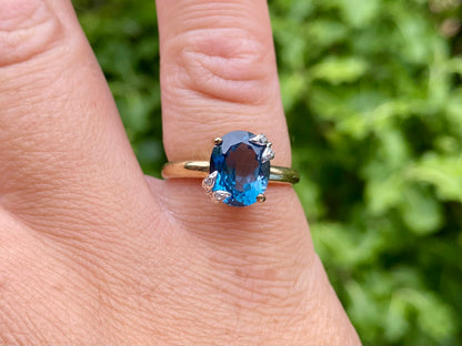 9ct Gold Topaz & Diamond Ring