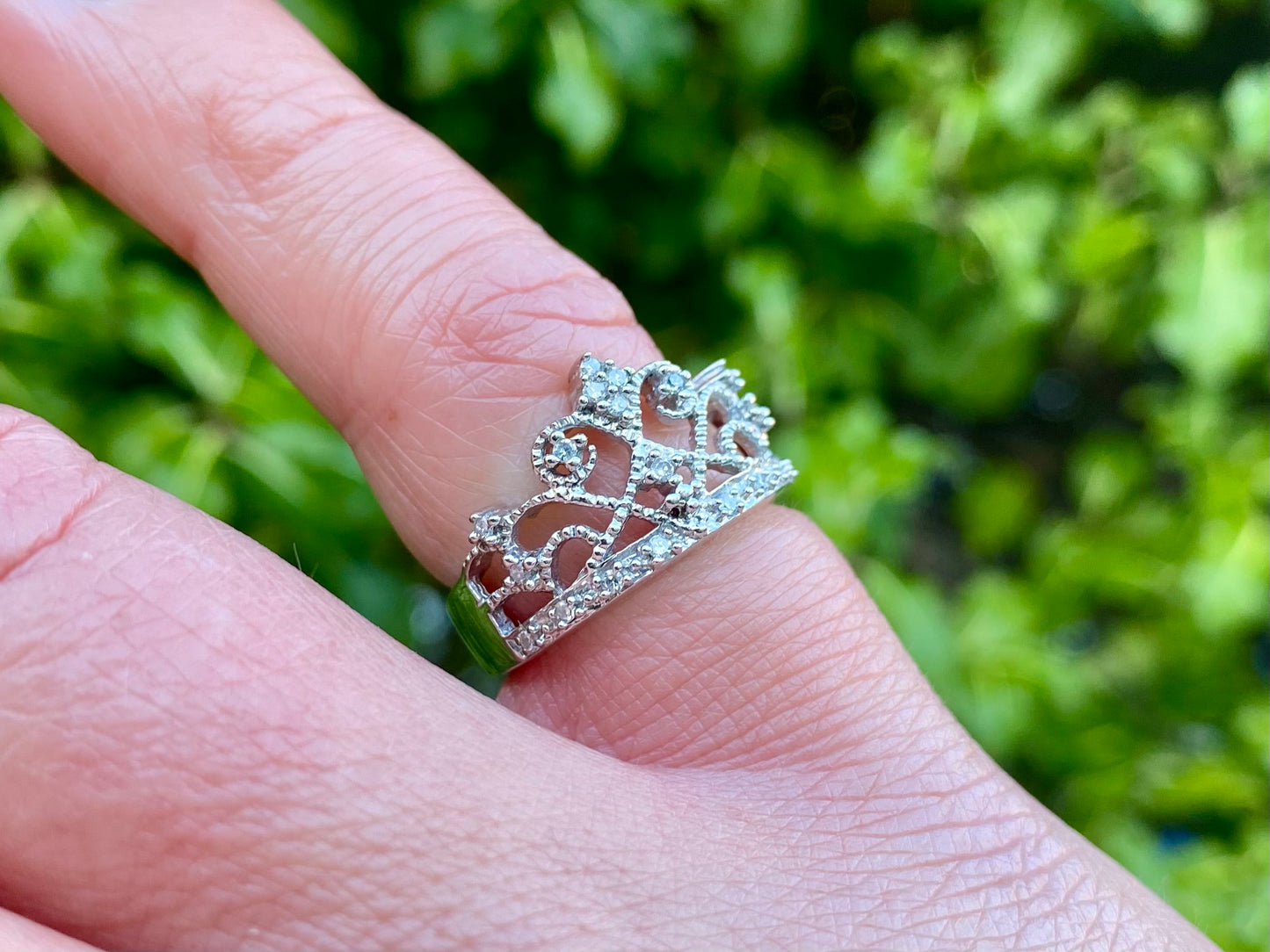 9ct Gold Diamond Tiara Ring