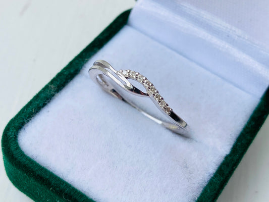 9ct Gold Diamond Ring