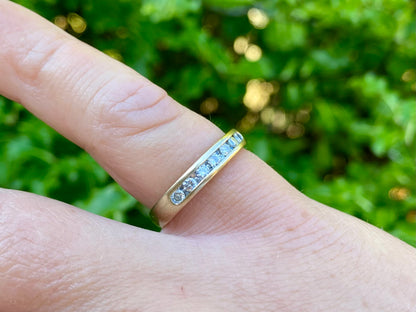 9ct Gold Diamond Ring